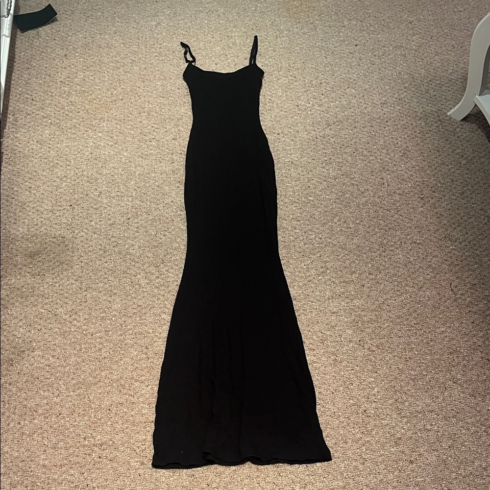 SKIMS Soft Lounge Long Slip Dress – Onyx Ribbed – XS – Like New - Picture 4 of 7